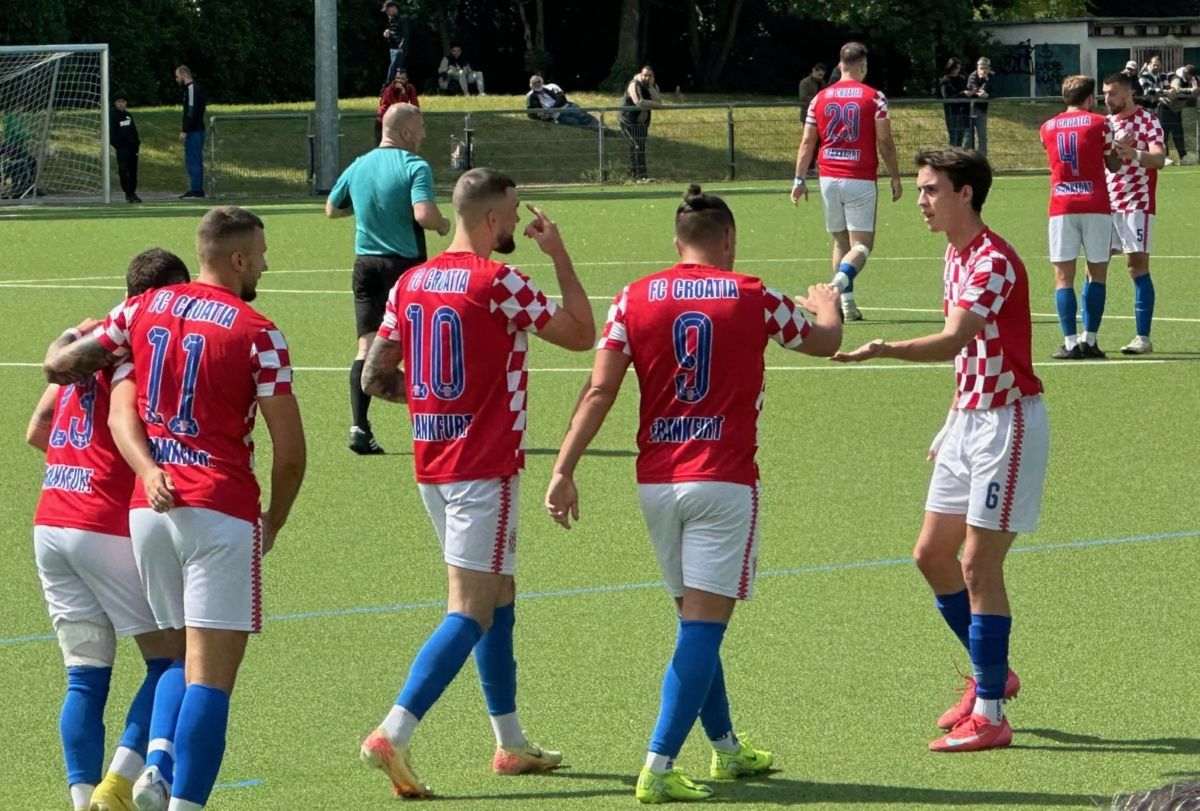 CROATIA FRANKFURT IZBORILA OSTANAK U KREISOBERLIGI: Ozljeda koljena Ante Štrljića pokvarila slavlje gostujuće 5:2 pobjede u Griesheimu Detalj s utakmice Griesheim Tarik - Croatia Frankfurt / Foto: Fenix (SIM)