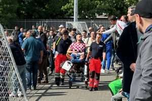 Trenutak kada zbog ozljede koljena igralište napušta najbolji igrač Croatije Ante Štrljić / Foto: Fenix (SIM)