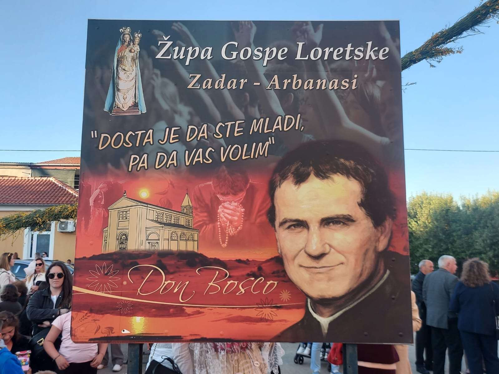 SVEČANO U ZADRU: Proslavljen blagdan Gospe Loretske i 299. obljetnica dolaska Arbanasa u Zadar Svetkovina Gospe Loretske u Arbanasima u Zadru / Foto: Fenix (Sandra Graf)
