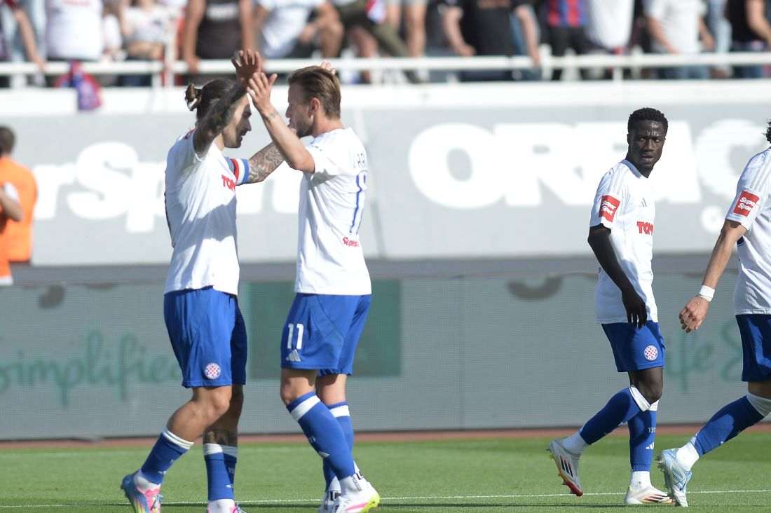 DERBI SVIH DERBIJA: Dinamo pobijedio Hajduk na Poljudu i preuzeo vrh HNL-a DERBI SVIH DERBIJA: Dinamo pobijedio Hajduk na Poljudu i preuzeo vrh HNL-a