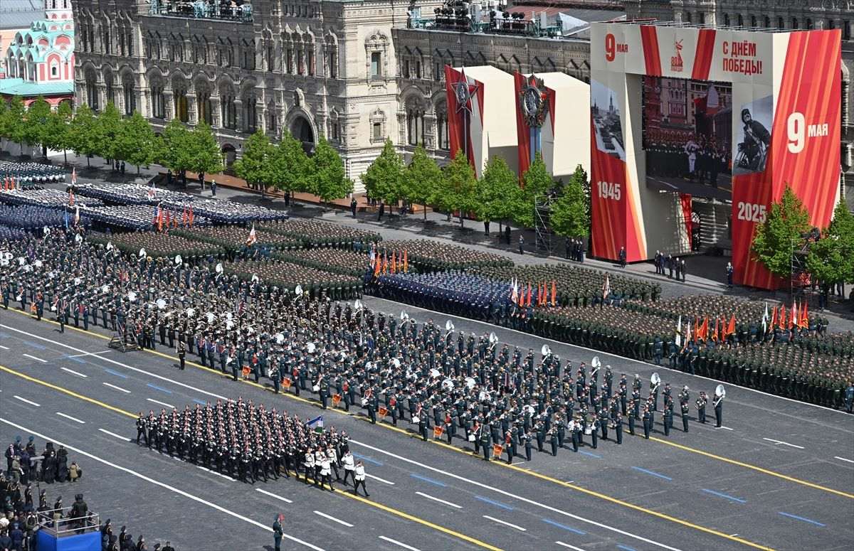 PUTIN PORUČIO S PROSLAVE 80. GODIŠNJICE DANA POBJEDE: Istina i pravda su na našoj strani PUTIN PORUČIO S PROSLAVE 80. GODIŠNJICE DANA POBJEDE: Istina i pravda su na našoj strani