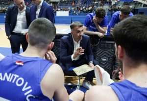 Trener Cibone Josip Sesar / Foto: Hina