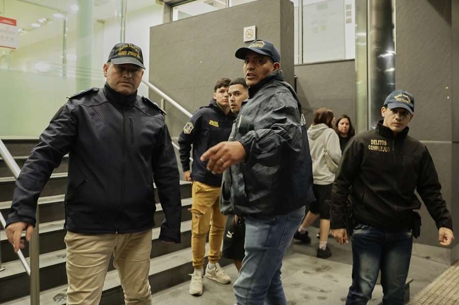 Policija upala u kliniku zbog Maradonine smrti / Foto: Anadolu