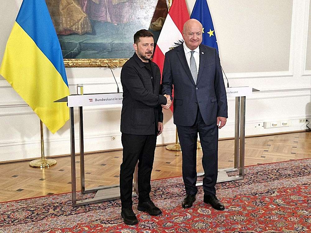 PRVI POSJET ZELENSKOG AUSTRIJI: Predsjednik Van der Bellen u Beču: Austrija je na strani Ukrajine. I nastavlja ju snažno podupirati PRVI POSJET ZELENSKOG AUSTRIJI: Predsjednik Van der Bellen u Beču: Austrija je na strani Ukrajine. I nastavlja ju snažno podupirati