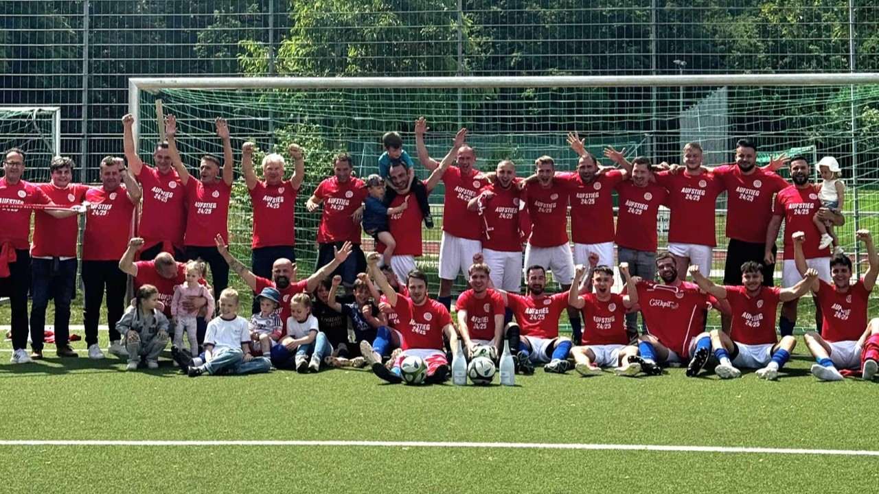 USPJEH HRVATA IZ MÜNCHENA: Druga momčad Croatije München postala prvak B-Klasse USPJEH HRVATA IZ MÜNCHENA: Druga momčad Croatije München postala prvak B-Klasse