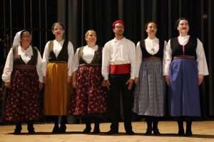 HRVATI U WUPPERTALU NJEGUJU KULTURU: Večer folklora, tradicije i zajedništva u Erkrathu
