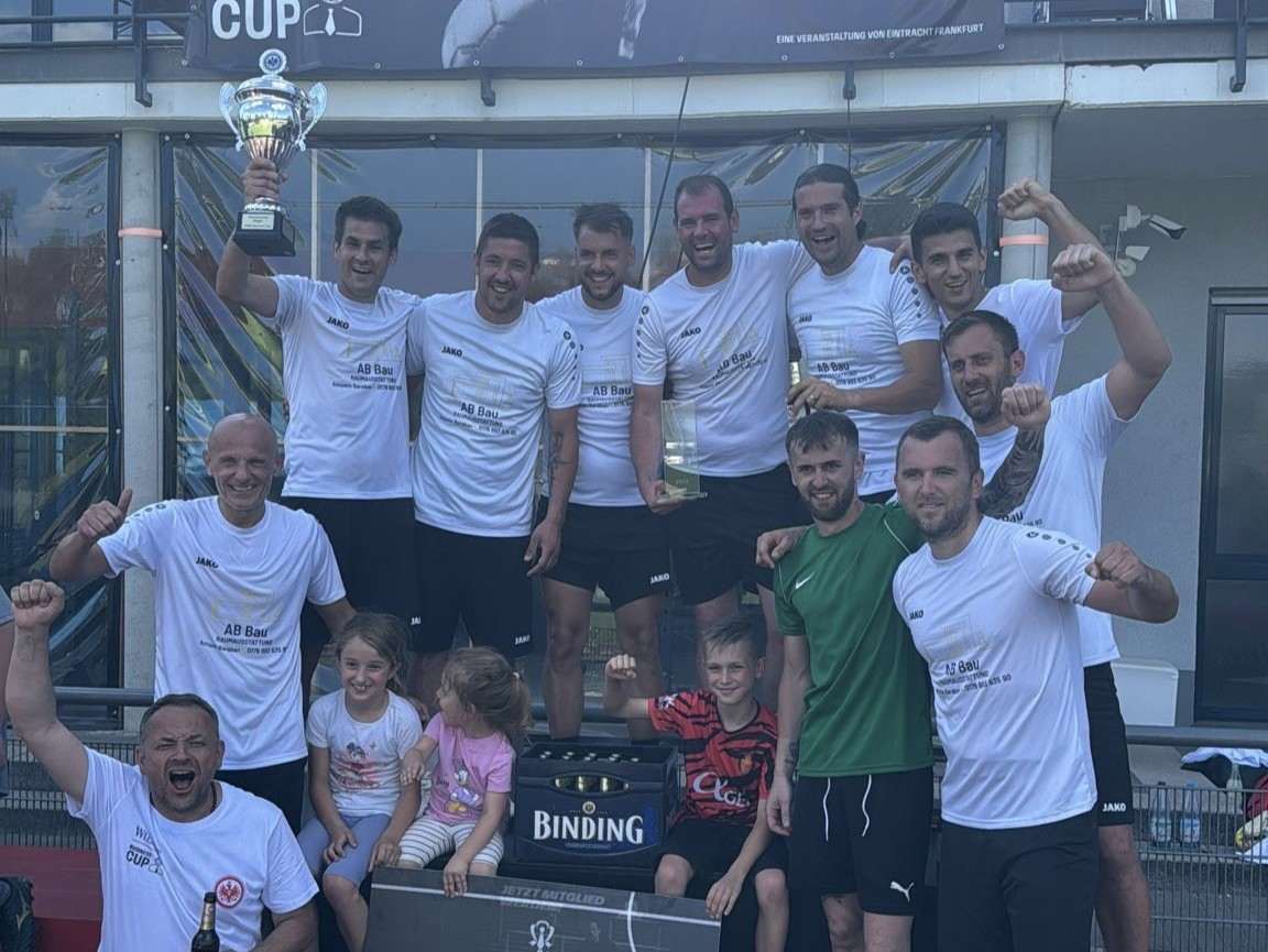 WILLKIE BUSINESS CUP 2025: Momčad Antonio Baraban Bau Raumausstattung osvojila najjači poslovni turnir u Frankfurtu na Majni WILLKIE BUSINESS CUP 2025: Momčad Antonio Baraban Bau Raumausstattung osvojila najjači poslovni turnir u Frankfurtu na Majni