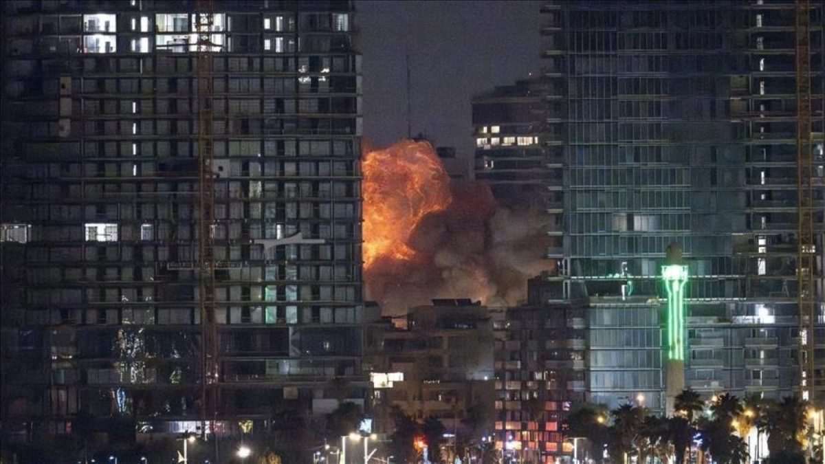 Iranska raketa pogodila Tel Aviv (ILUSTRACIJA) / Foto: Anadolu