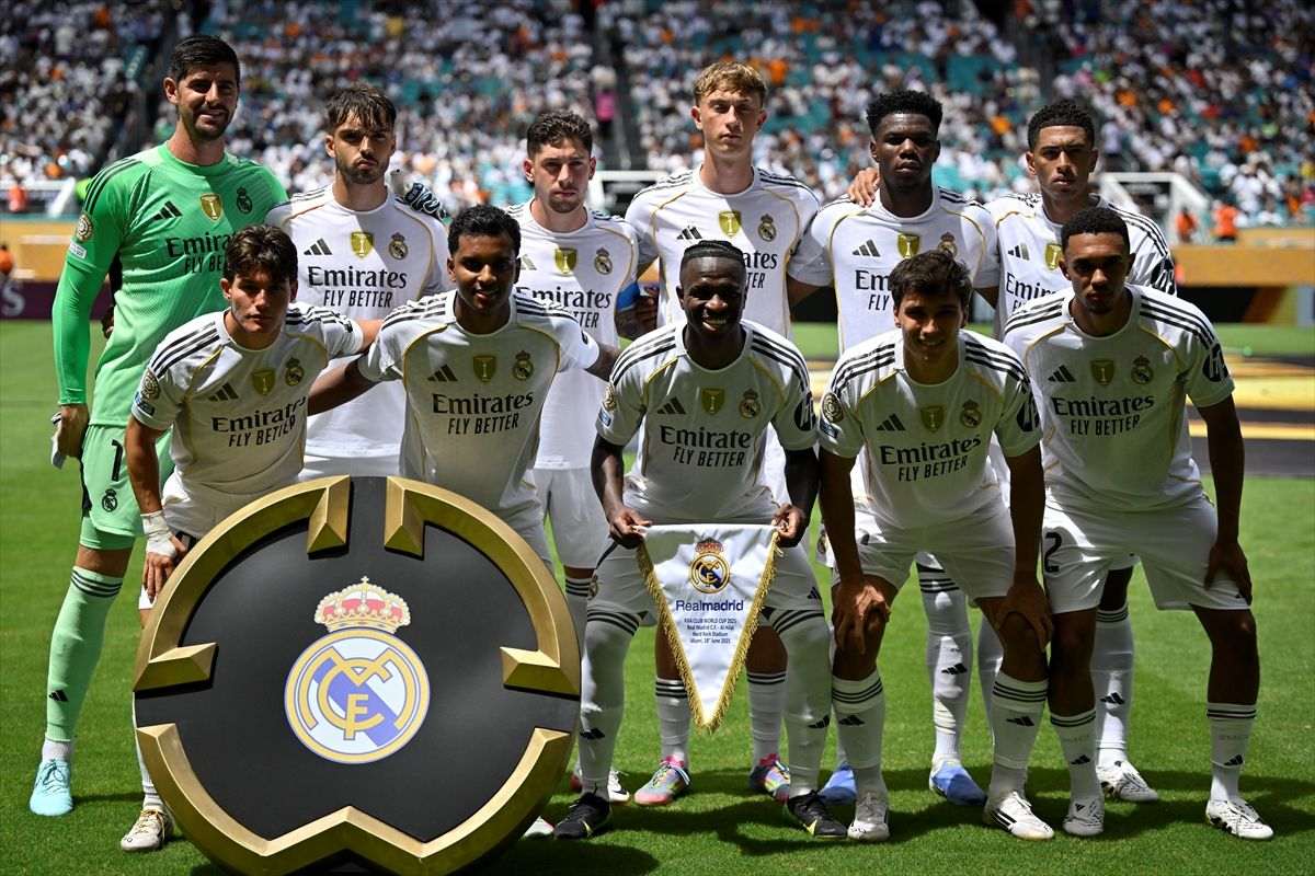 KLUPSKO SP: Real i Al Hilal remizirali, Bono obranio jedanaesterac u 92.! Ovacije Modriću Početni sastav Real Madrida / Foto: Anadolu
