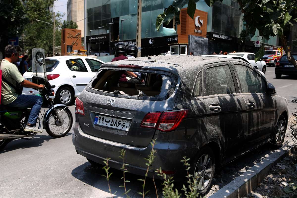 NOVE SERIJE NAPADA TIJEKOM NOĆI: Najmanje 10 ubijenih i 200 ozlijeđenih u Izraelu, Iranski gubici višestruko veći Teheran nakon napada Foto: Anadolu