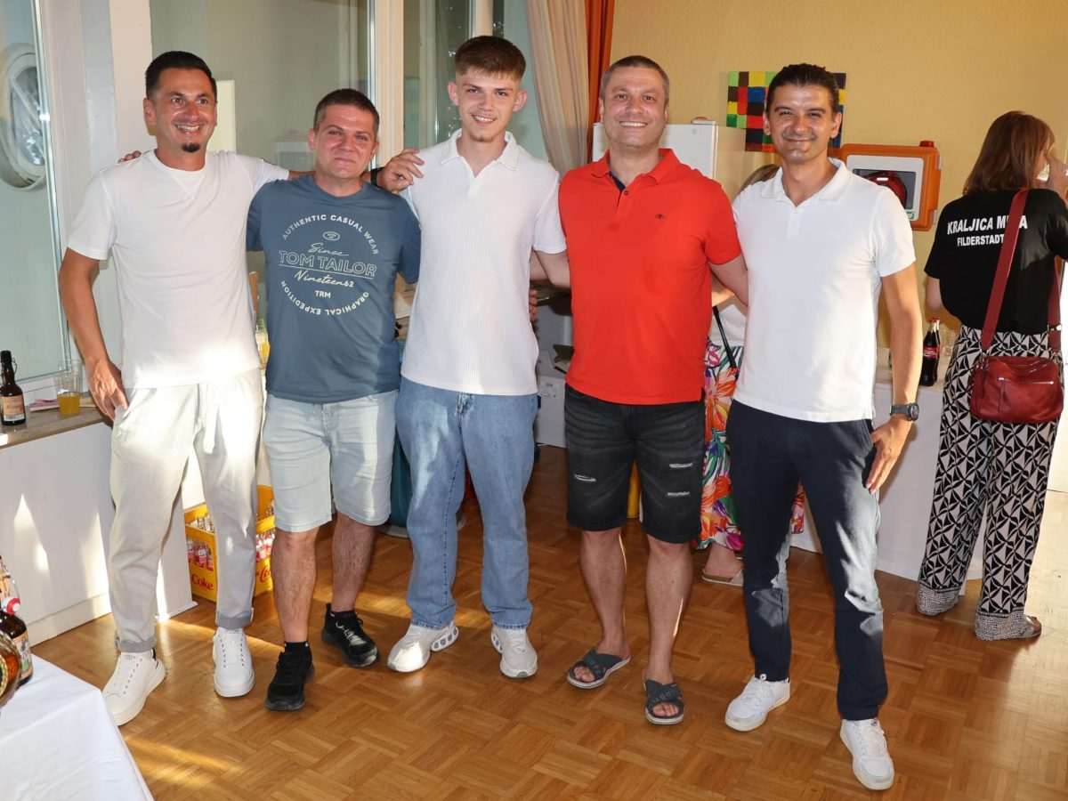 Hrvatska katolička zajednica "Kraljica Mira – Filderstadt" proslavila 20. godišnjicu / Foto: Fenix (Željko Cindrić) 