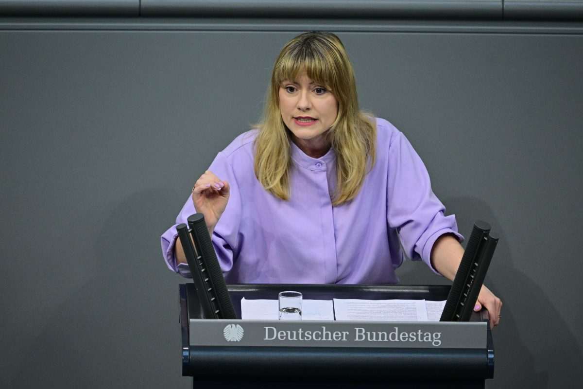 Clara Bünger/ Foto: Sebastian Gollnow/dpa