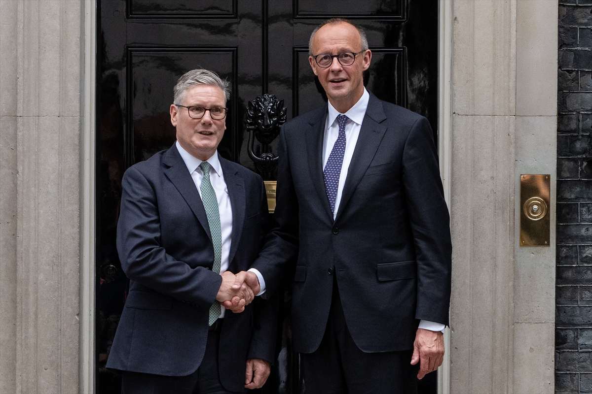Keir Starmer i Friedrich Merz/ Foto: Anadolu