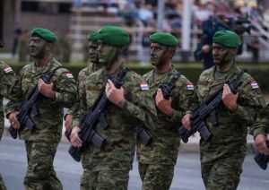 (FOTO) DOJMLJIVA GENERALNA PROBA: Na Svečani vojni mimohod za 30. godišnjicu VRO 'Oluja' dolaze oružane snage 9 stranih država