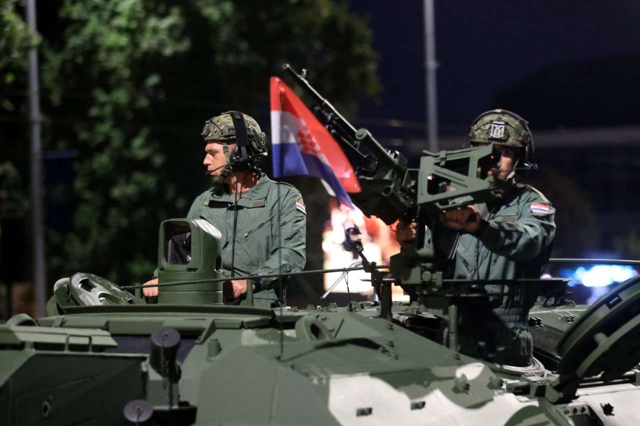 (FOTO) DOJMLJIVA GENERALNA PROBA: Na Svečani vojni mimohod za 30. godišnjicu VRO 'Oluja' dolaze oružane snage 9 stranih država