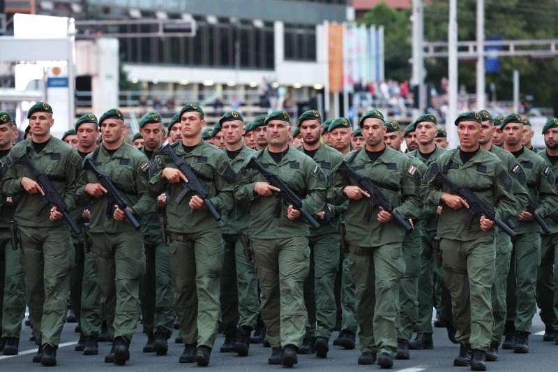 (FOTO) DOJMLJIVA GENERALNA PROBA: Na Svečani vojni mimohod za 30. godišnjicu VRO 'Oluja' dolaze oružane snage 9 stranih država