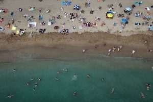UPRKOS REKORDNIM PRIHODIMA: Grčka se suočava s izazovima prekomjernog turizma