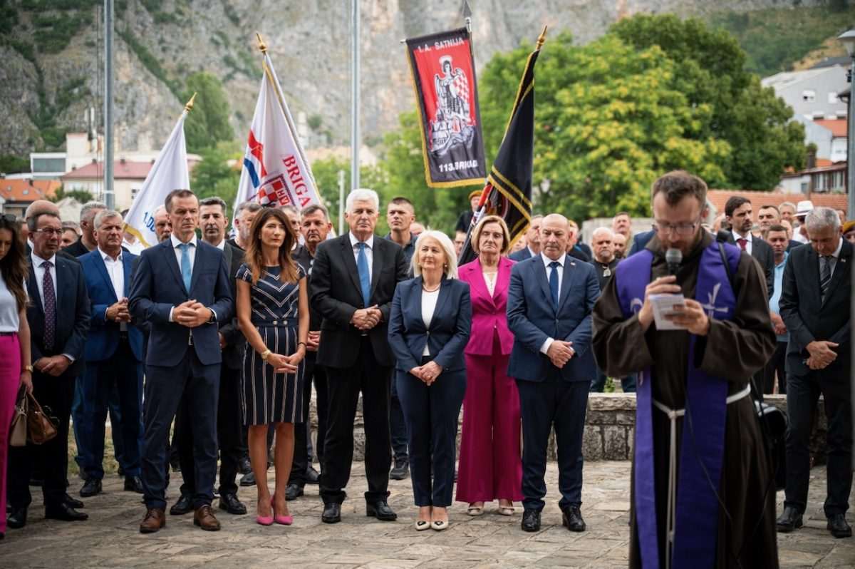 LIVNO: Svečano obilježena 30. obljetnica operacije „Ljeto-95“ 30. obljetnica operacije „Ljeto-95“ / Foto: Fenix (HNS BiH)
