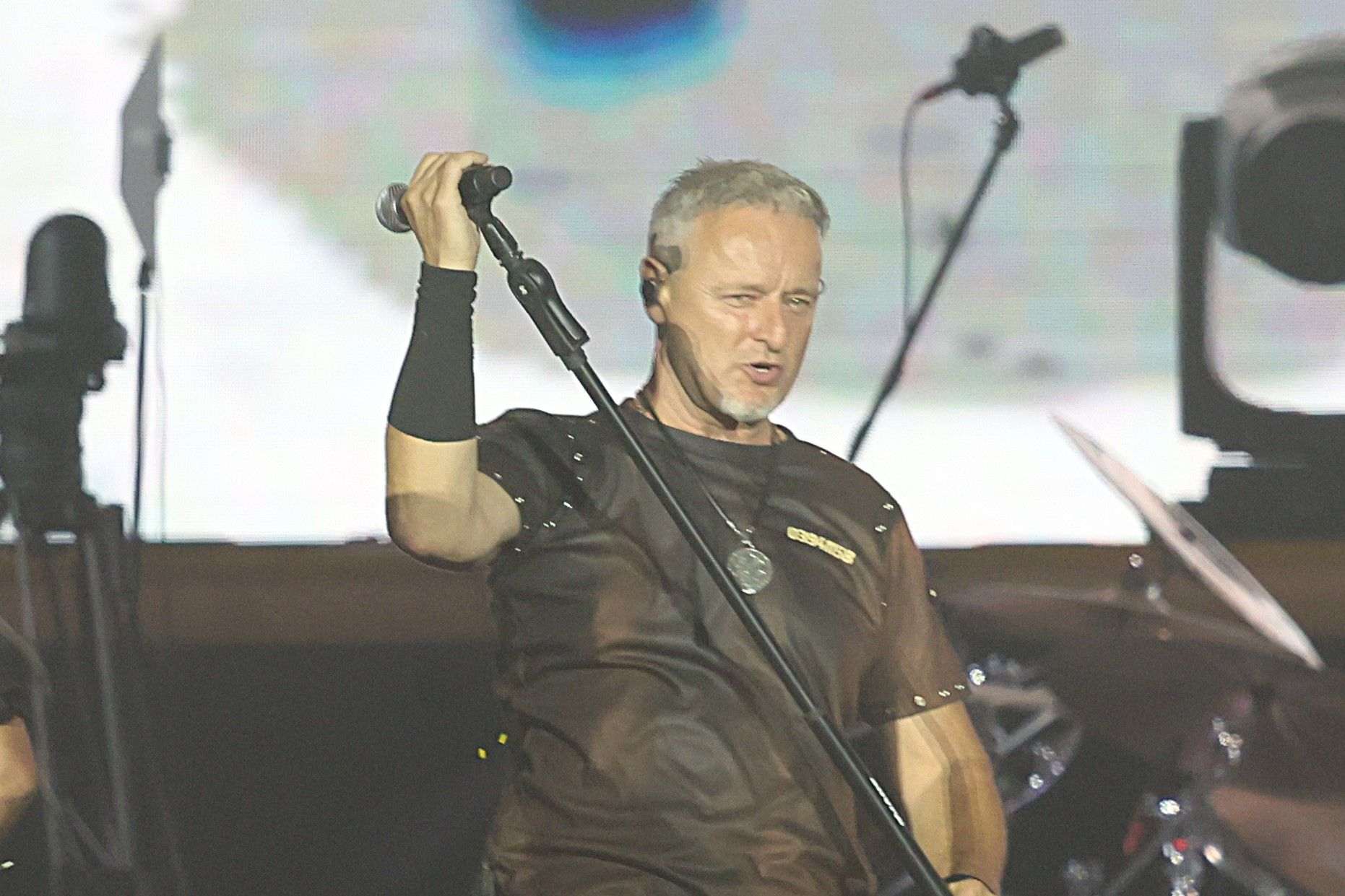 VELIČANSTVEN KONCERT NA HIPODROMU: Thompson otpjevao 30 pjesama pred više od 500 tisuća ljudi VELIČANSTVEN KONCERT NA HIPODROMU: Thompson otpjevao 30 pjesama pred više od 500 tisuća ljudi
