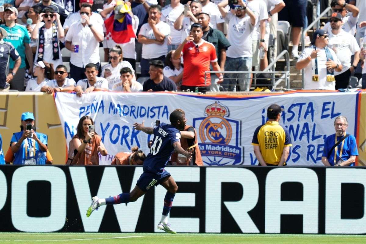 (FOTO) PSG PREGAZIO REAL I IZBORIO FINALE: Luka Modrić odigrao zadnju utakmicu za Kraljevski klub (FOTO) PSG PREGAZIO REAL I IZBORIO FINALE: Luka Modrić odigrao zadnju utakmicu za Kraljevski klub