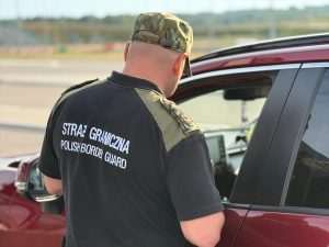POLJSKA UVELA PRIVREMENE GRANIČNE KONTROLE S NJEMAČKOM I LITVOM: Strah od migracija, građanske patrole izazivaju osude