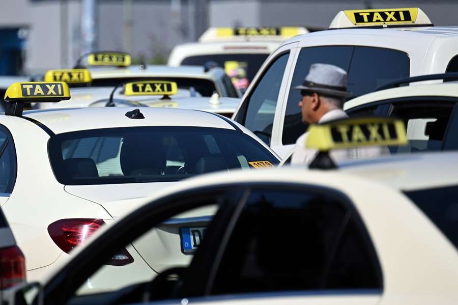 Taxi (ILUSTRACIJA) / Foto: Federico Gambarini/dpa