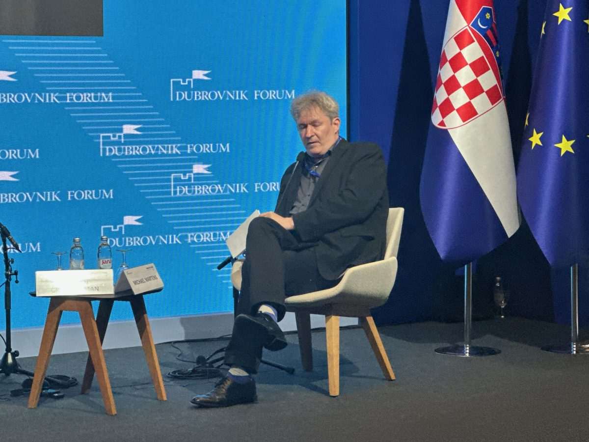 GRLIĆ RADMAN NA DUBROVNIK FORUMU: Hrvati u BiH moraju biti ravnopravni, bez toga ne bi bilo Daytona GRLIĆ RADMAN NA DUBROVNIK FORUMU: Hrvati u BiH moraju biti ravnopravni, bez toga ne bi bilo Daytona