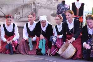 U Dobropoljani je održana 22. Međunarodna smotra otočkog folklora / Foto: Fenix (Maja Dešpoja)