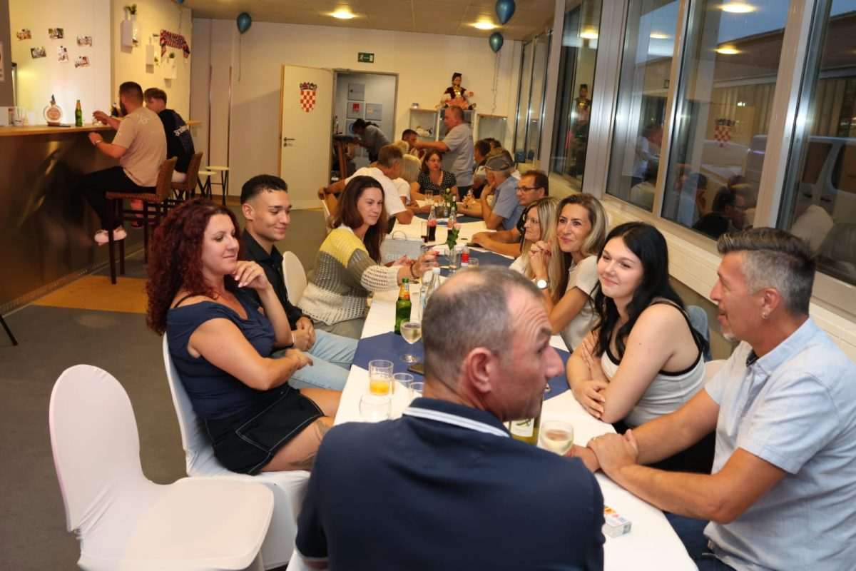 STUTTGART: Velika zabava nedavno osnovane hrvatske udruge STUTTGART: Velika zabava nedavno osnovane hrvatske udruge