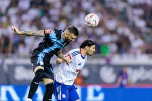 JADRANSKI DERBI BEZ POBJEDNIKA: Rokas Pukštas u sudačkoj nadoknadi donio bod Hajduku protiv Rijeke