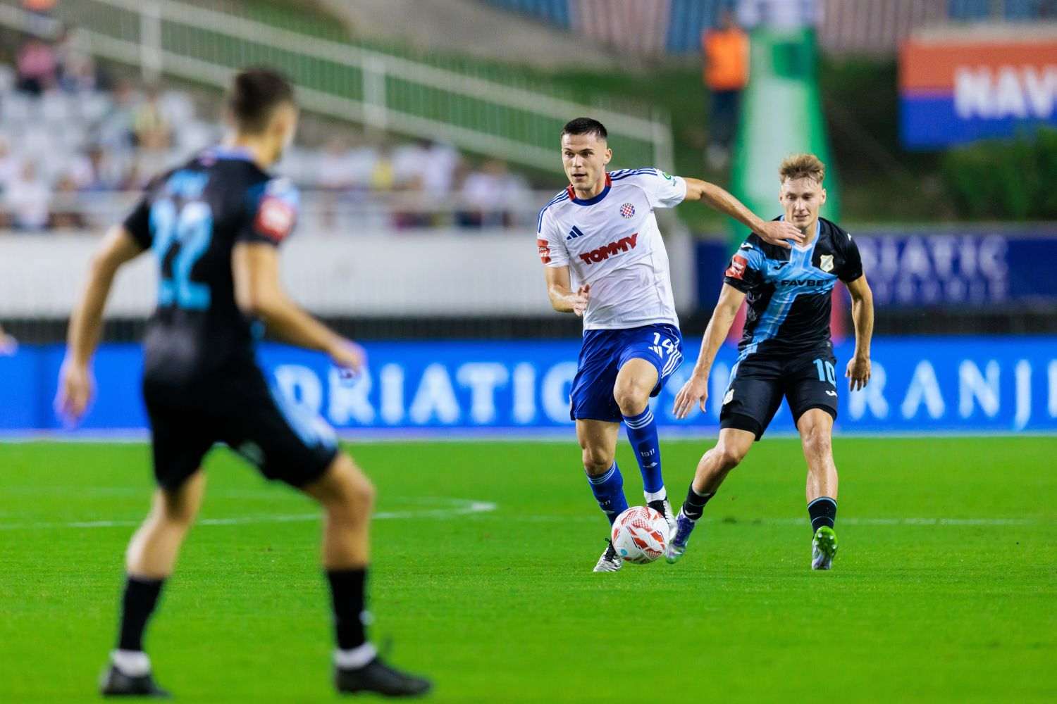 JADRANSKI DERBI BEZ POBJEDNIKA: Rokas Pukštas u sudačkoj nadoknadi donio bod Hajduku protiv Rijeke JADRANSKI DERBI BEZ POBJEDNIKA: Rokas Pukštas u sudačkoj nadoknadi donio bod Hajduku protiv Rijeke