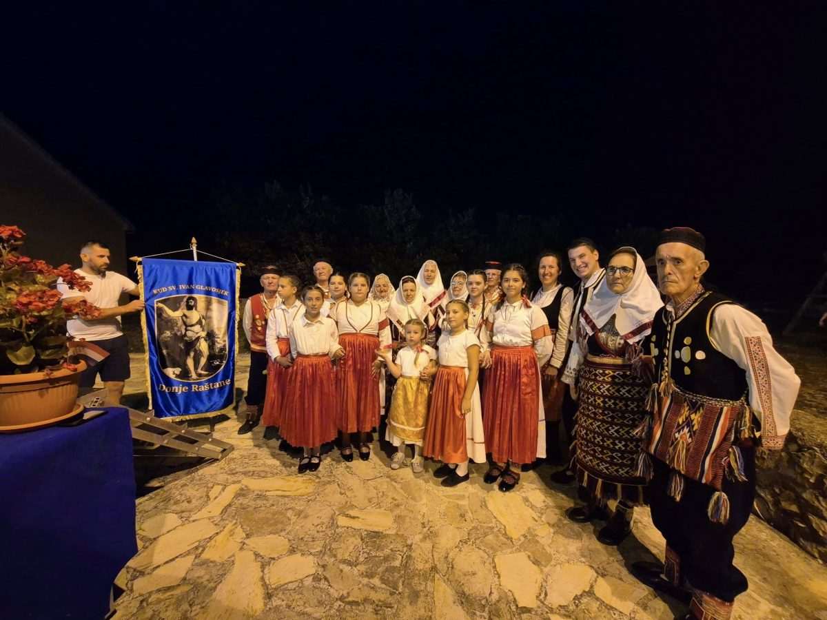OVO JE NAŠA KRV! Večer koju će Galovac pamtiti!
