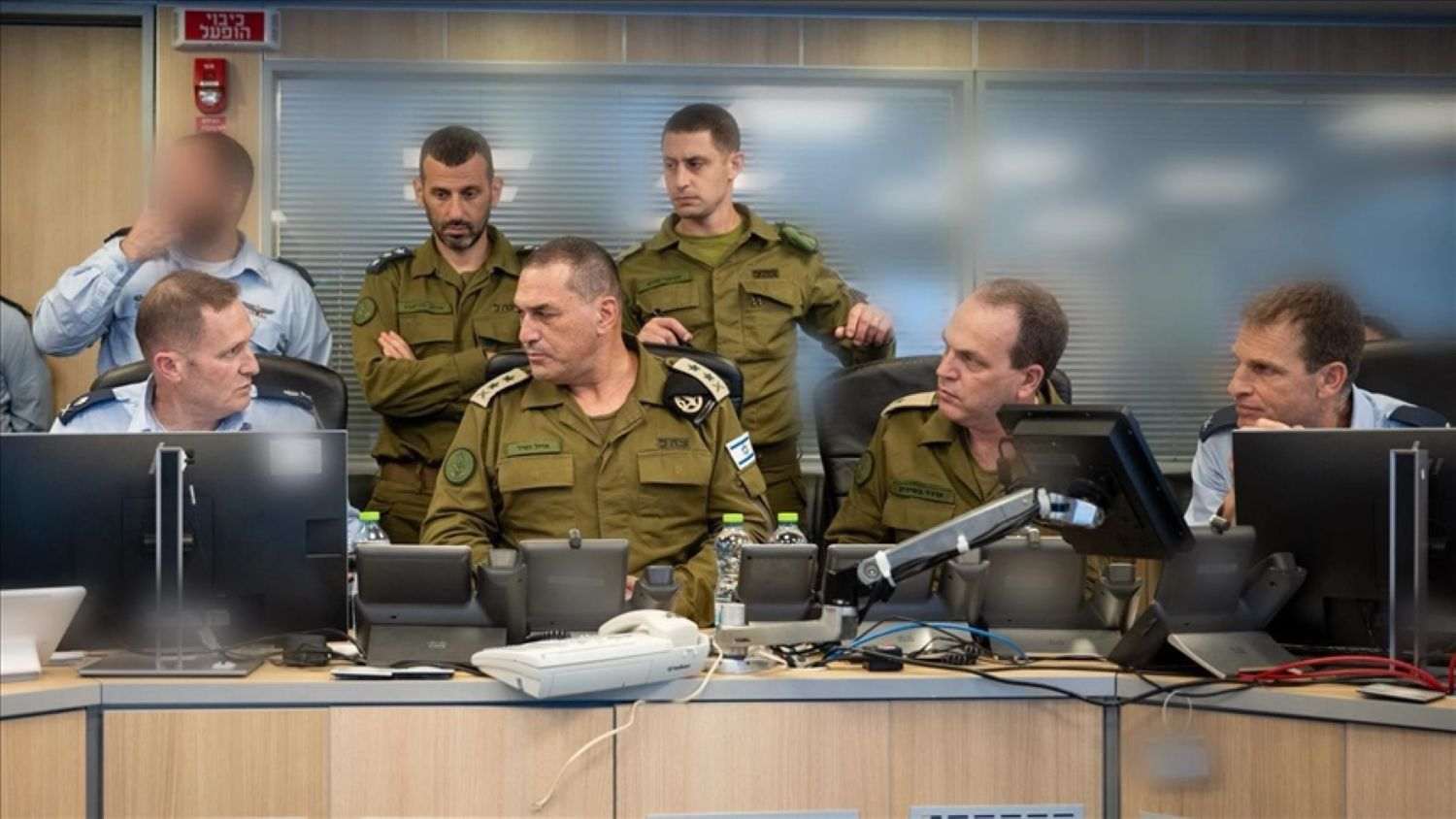 DONESENA ODLUKA: Izrael mobilizira 250.000 vojnika za zauzimanje grada Gaze - točan datum početka vojne operacije nije određen DONESENA ODLUKA: Izrael mobilizira 250.000 vojnika za zauzimanje grada Gaze - točan datum početka vojne operacije nije određen