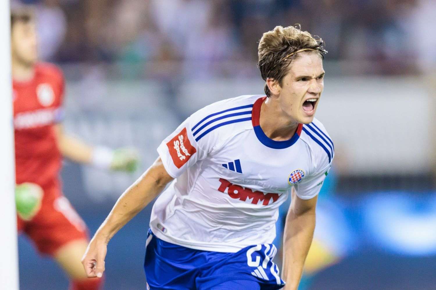 JADRANSKI DERBI BEZ POBJEDNIKA: Rokas Pukštas u sudačkoj nadoknadi donio bod Hajduku protiv Rijeke