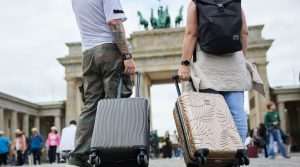 Putnici / Foto: Jörg Carstensen/dpa