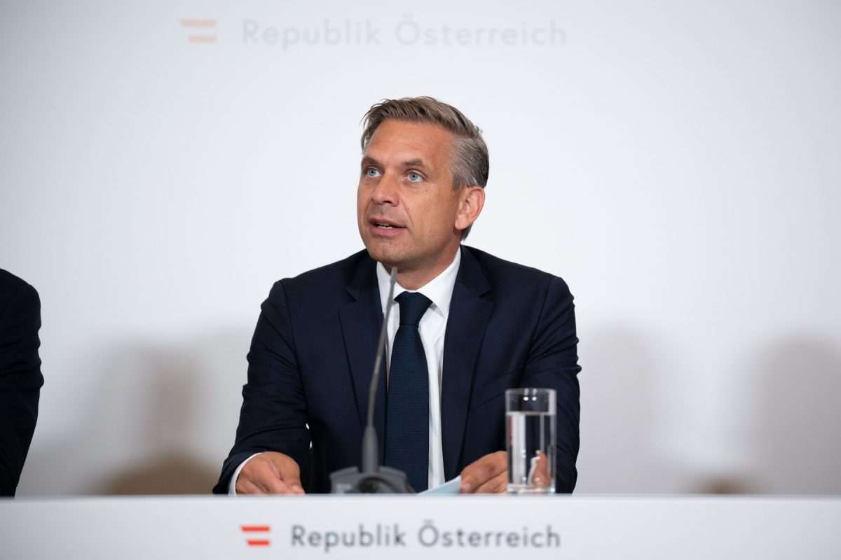 VLADINE MJERE “OŽIVLJAVANJA”: Austrija Paketom gospodarskih poticaja “teškim” milijardu eura odlučila izaći iz kriznog modusa VLADINE MJERE “OŽIVLJAVANJA”: Austrija Paketom gospodarskih poticaja “teškim” milijardu eura odlučila izaći iz kriznog modusa
