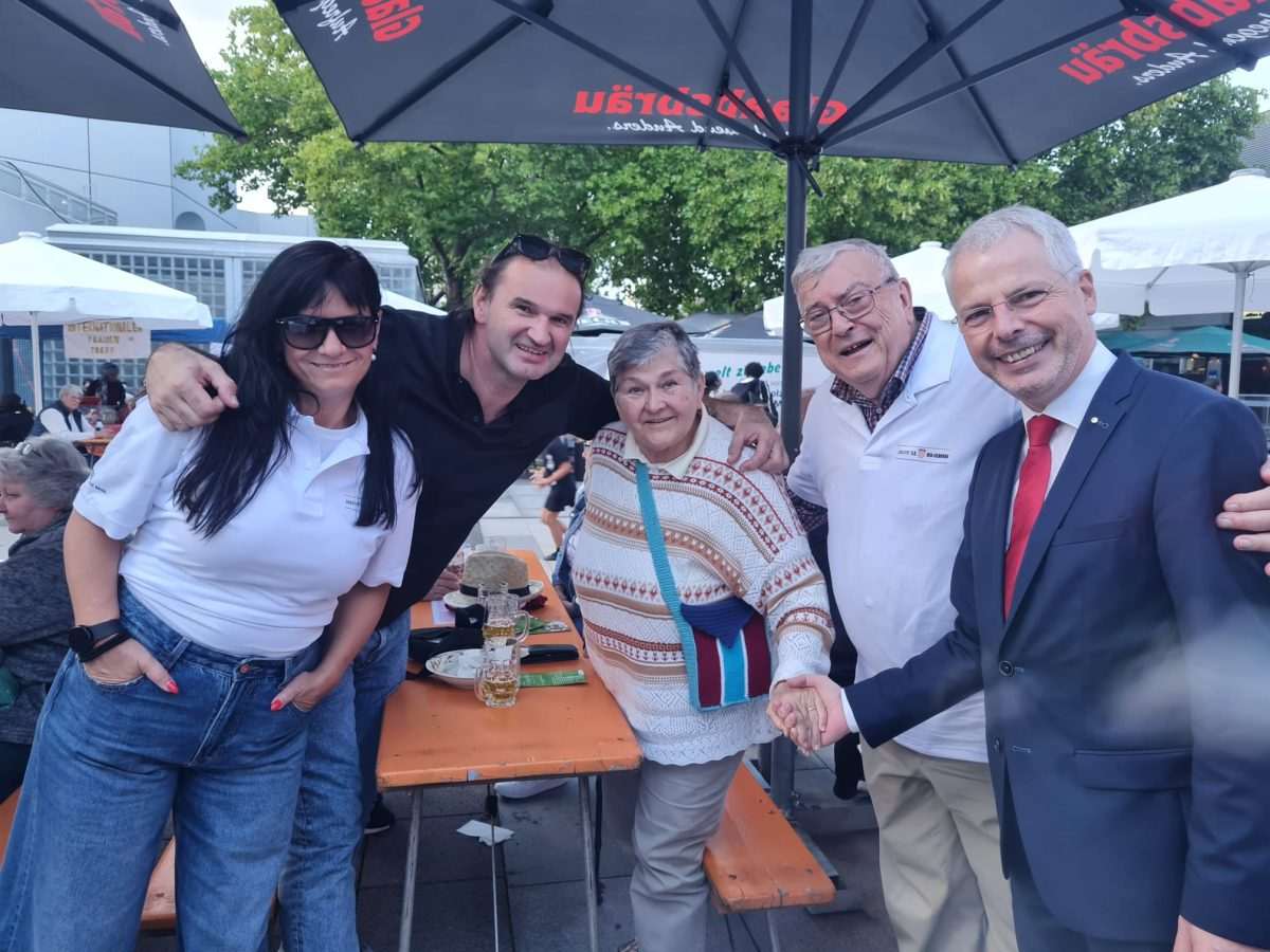 HRVATSKA NA PROSLAVI DANA NACIJA U NEU-ISENBURGU: 30 godina zajedništva, integracije i prijateljstva Dan nacija u Neu Isenburgu / Foto: Fenix (HS)