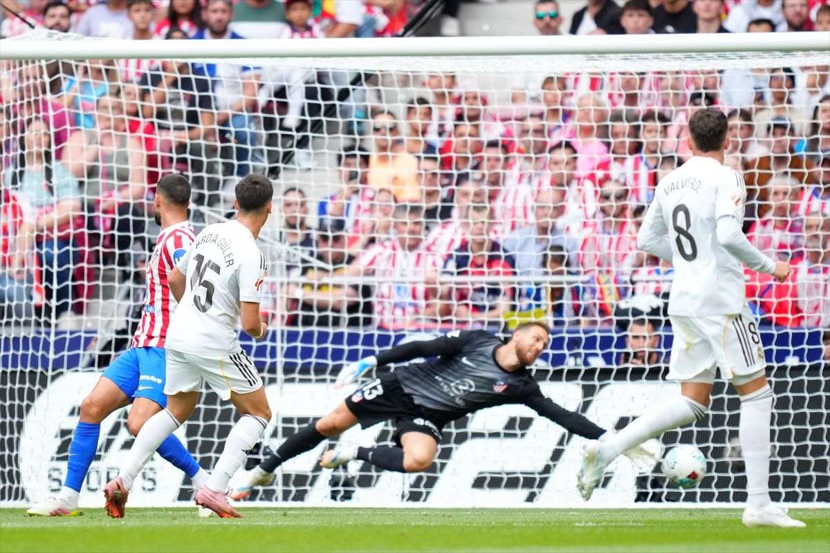 DEBAKL U GRADSKOM DERBIJU: Atletico Madrid s 5:2 deklasirao Real