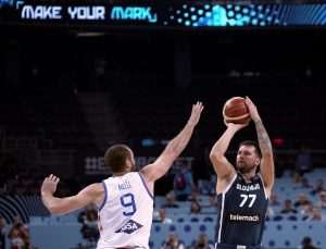 EUROBASKET: Slovenija s fantastičnim Dončićem izbacila Italiju, talijanski izbornik podnio ostavku nakon utakmice EUROBASKET: Slovenija s fantastičnim Dončićem izbacila Italiju, talijanski izbornik podnio ostavku nakon utakmice