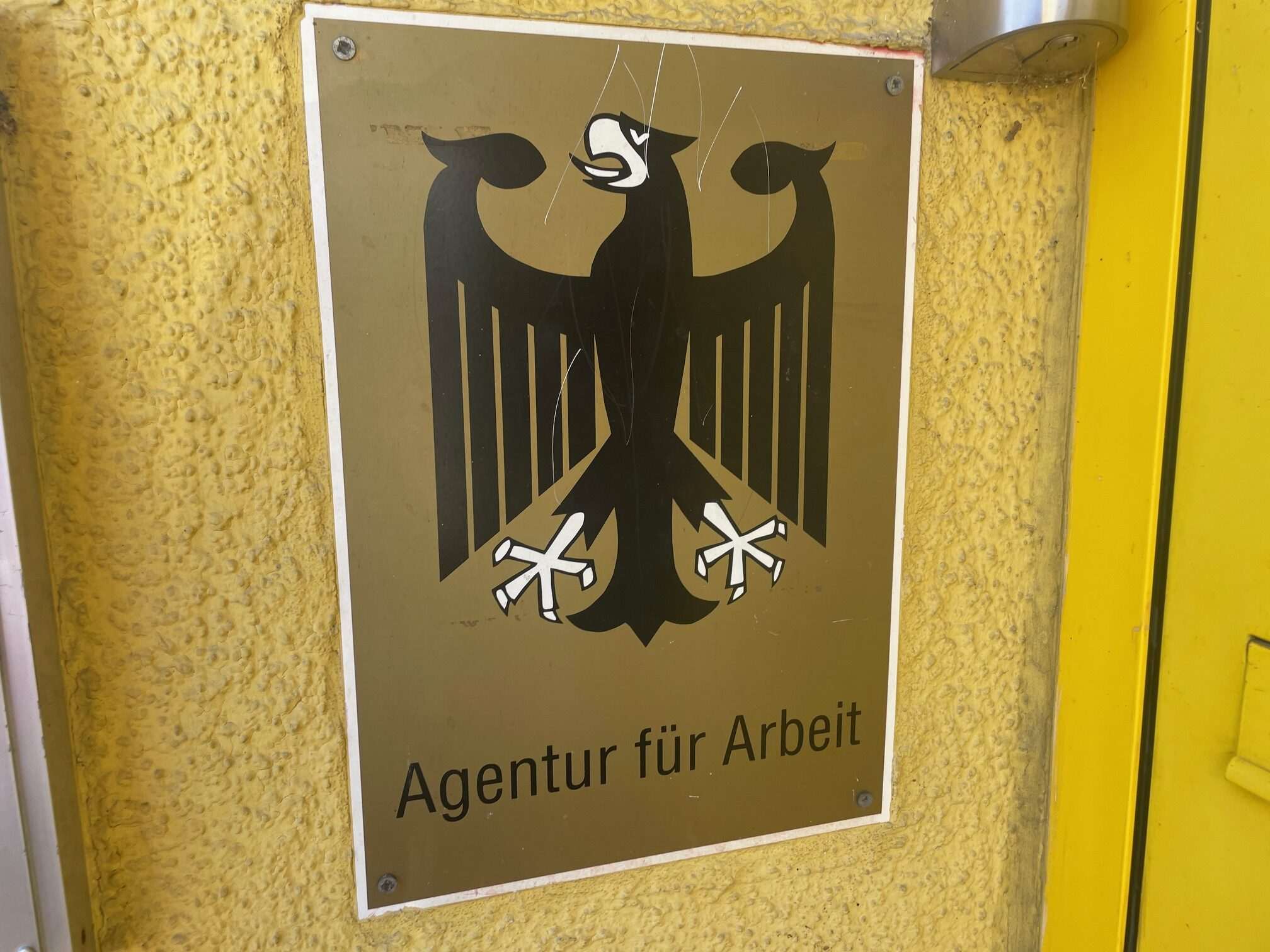 MINISTAR FINANCIJA ODLUČAN: Primatelji Bürgergelda u Njemačkoj ostaju bez plaćenog zdravstvenog osiguranja? Agencija za zapošljavanje/ Foto: Fenix (SC)