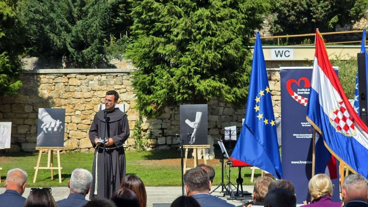 GUČA GORA: Svečano potpisivanje ugovora za programe i projekte Hrvata u BiH