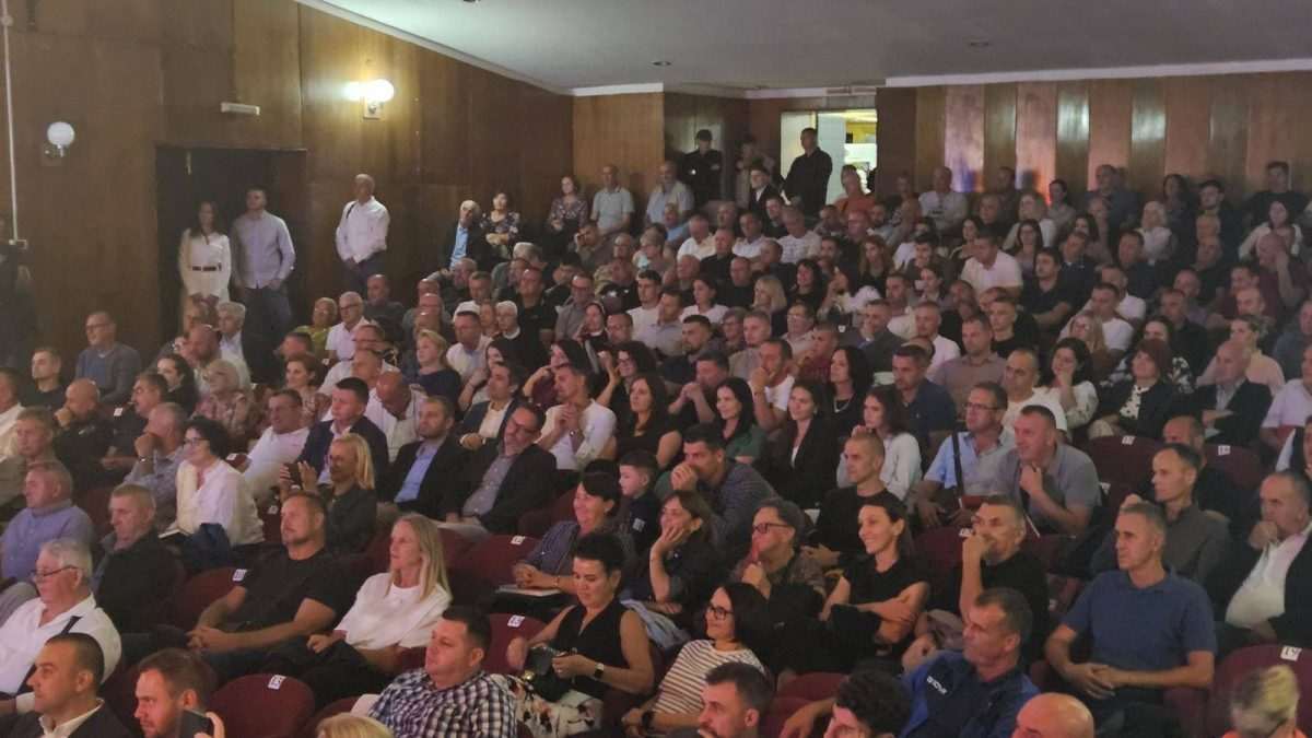 Na predstavljanju knjige u Jajcu / Foto: Fenix (Bare Pršlja)