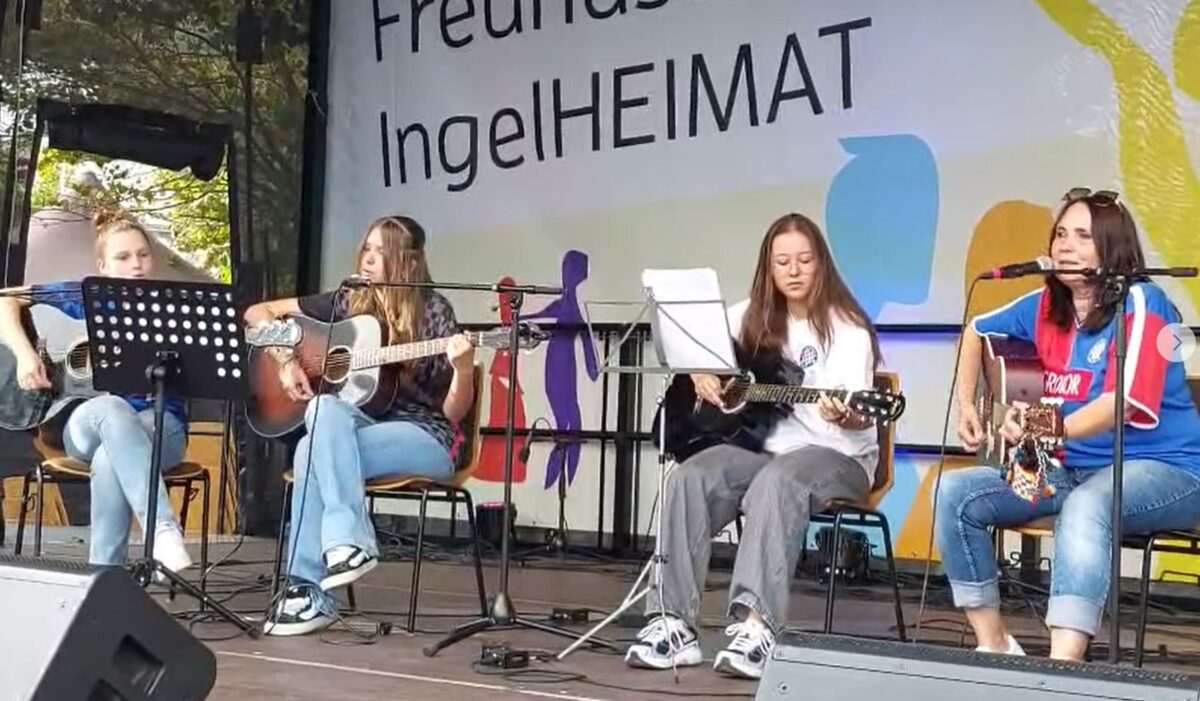 Tri mlade Hrvatice sa svojom mentoricom u Ingelheimu / Foto: Fenix (MKF)