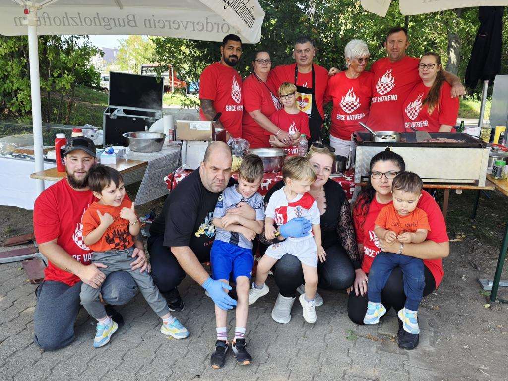 Srce Vatreno iz Stuttgarta organizirala još jedno uspješno društveno događanje / Foto: Fenix (Željko Cindrić)