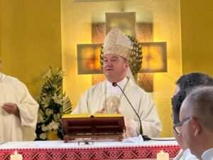 U prepunoj Katedrali Rođenja Blažene Djevice Marije u Trebinju, svečano je proslavljen blagdan svetog Mihovila / Foto: Fenix SIM)