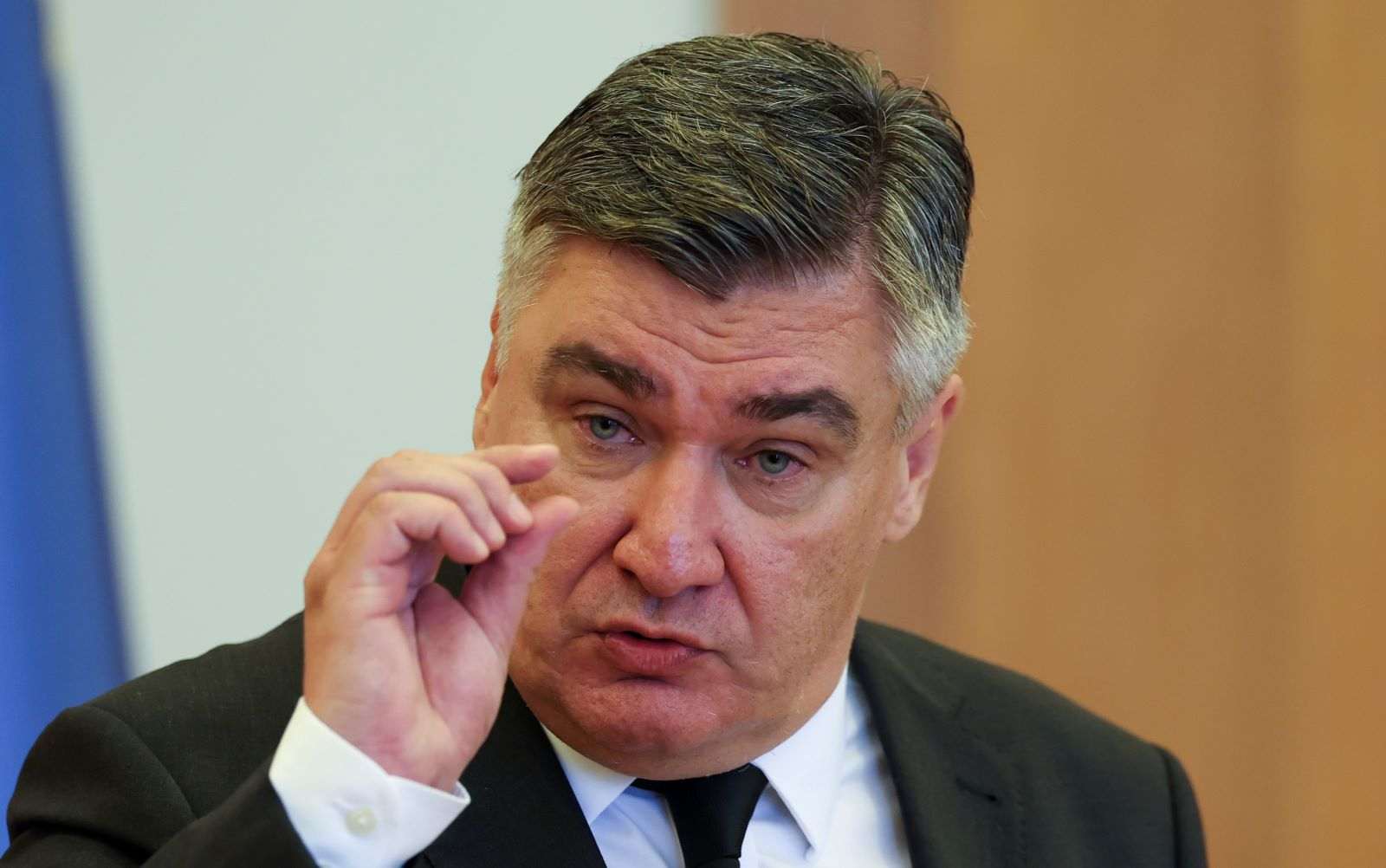 PLES VAMPIRA NA PANTOVČAKU: Kako udbaški ubojice i dalje ponosno nose hrvatska državna odličja!