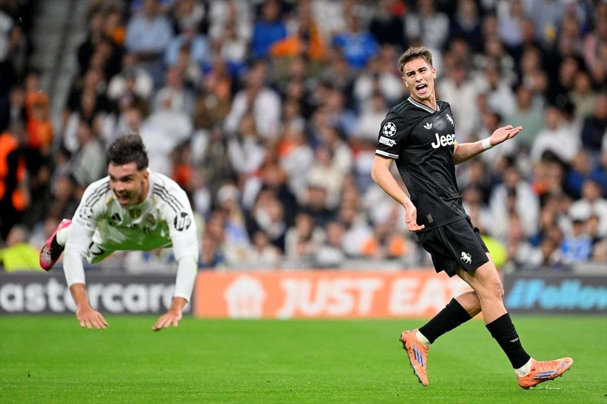 GOLIJADA U LIGI PRVAKA: Uvjerljiva 4:0 pobjeda Bayerna i težak 1:5 poraz Eintrachta, Real s 1:0 savladao Juventus, Chelsea deklasirao Ajax GOLIJADA U LIGI PRVAKA: Uvjerljiva 4:0 pobjeda Bayerna i težak 1:5 poraz Eintrachta, Real s 1:0 savladao Juventus, Chelsea deklasirao Ajax