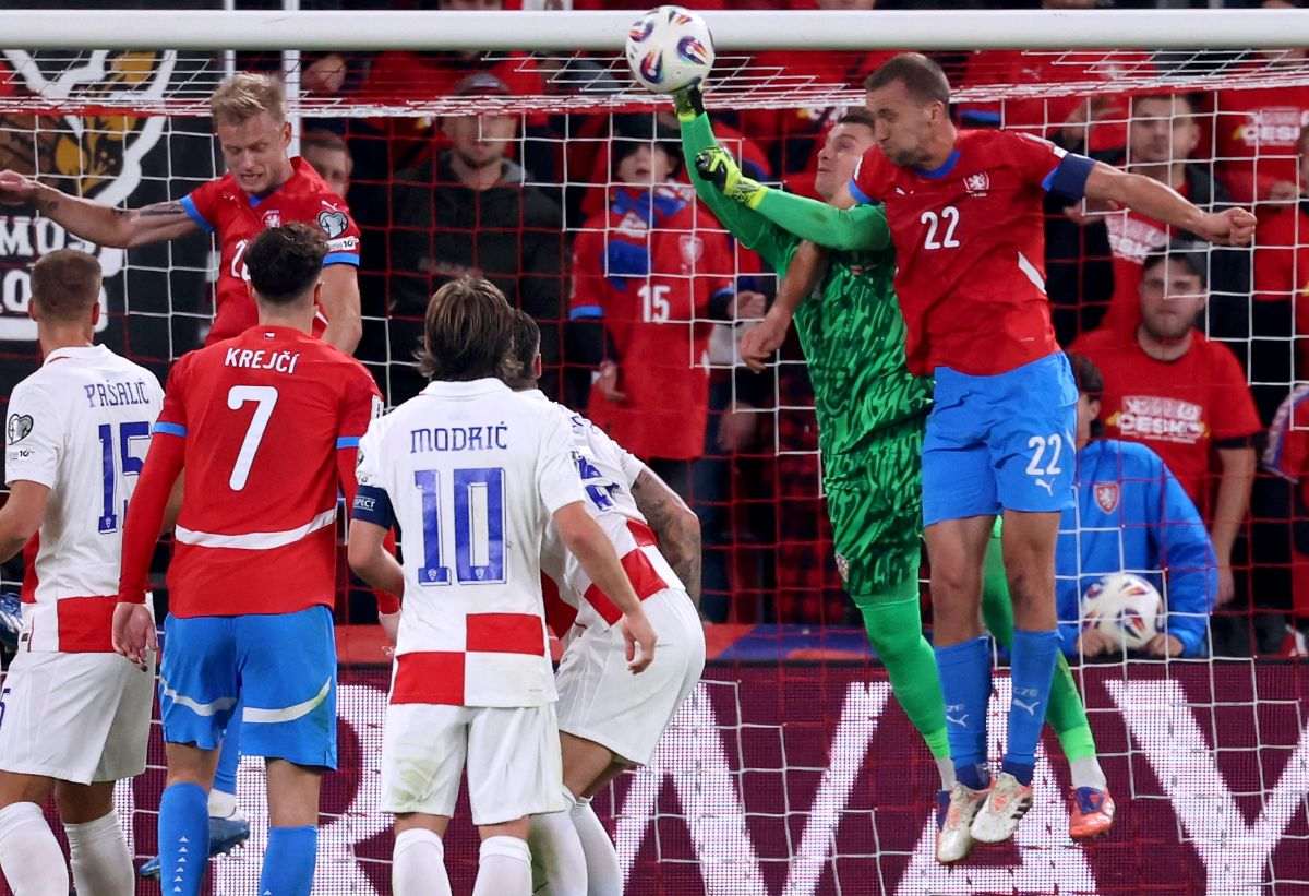 HRVATSKA NA PRAGU NASTUPA NA SP: Vatreni protiv Češke u Pragu uzeli bod i zadržali prvo mjesto u skupini HRVATSKA NA PRAGU NASTUPA NA SP: Vatreni protiv Češke u Pragu uzeli bod i zadržali prvo mjesto u skupini