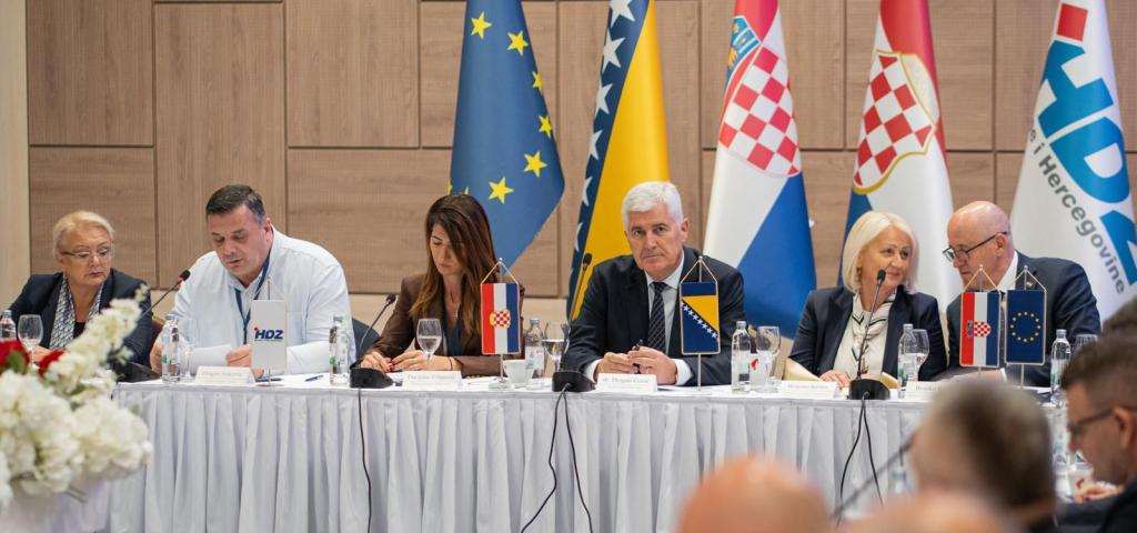 Koordinacijski sastanak dužnosnika HDZ-a BiH i predstavnika Republike Hrvatske / Foto: HDZ BiH