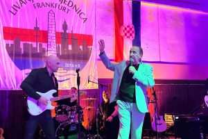 LIVANJSKA NOĆ U NJEMAČKOJ: Veselje, emocije i dobra djela ispunili 7. okupljanje Livnjaka u Heusenstammu kod Frankfurta!